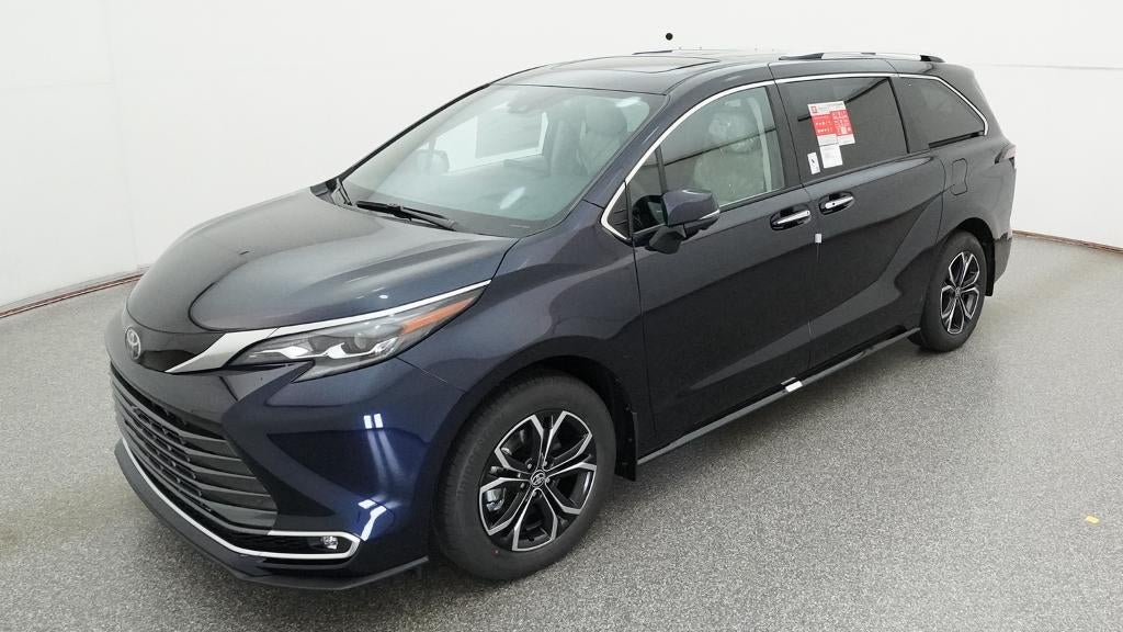 2026 Toyota Sienna Platinum 7 Passenger