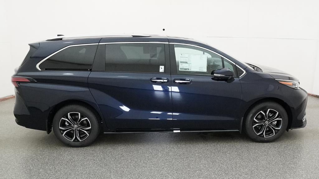 2026 Toyota Sienna Platinum 7 Passenger