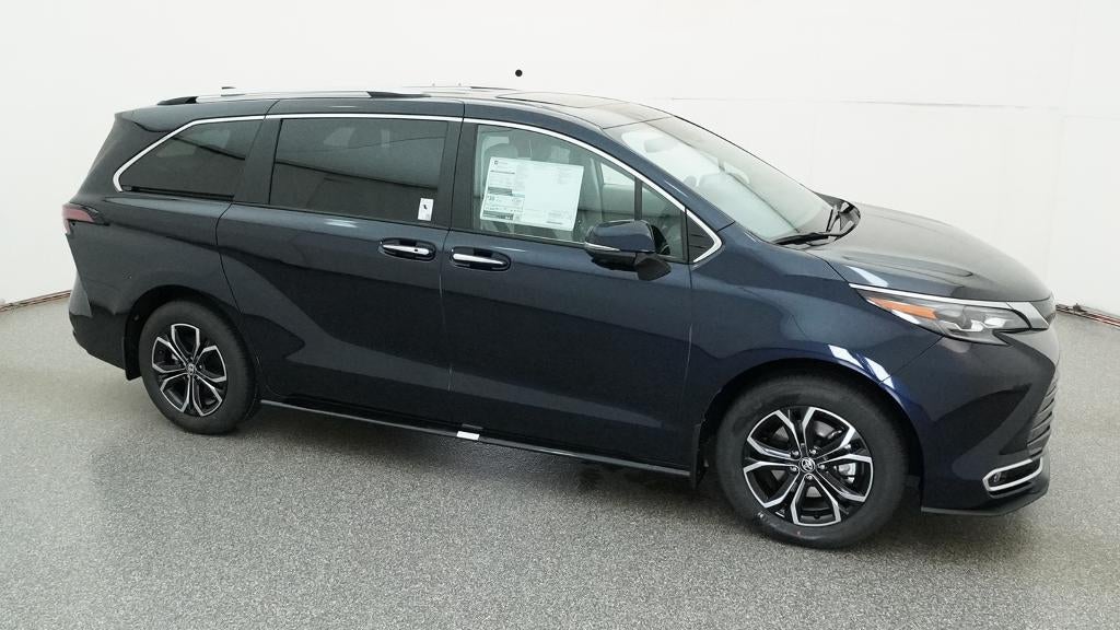 2026 Toyota Sienna Platinum 7 Passenger