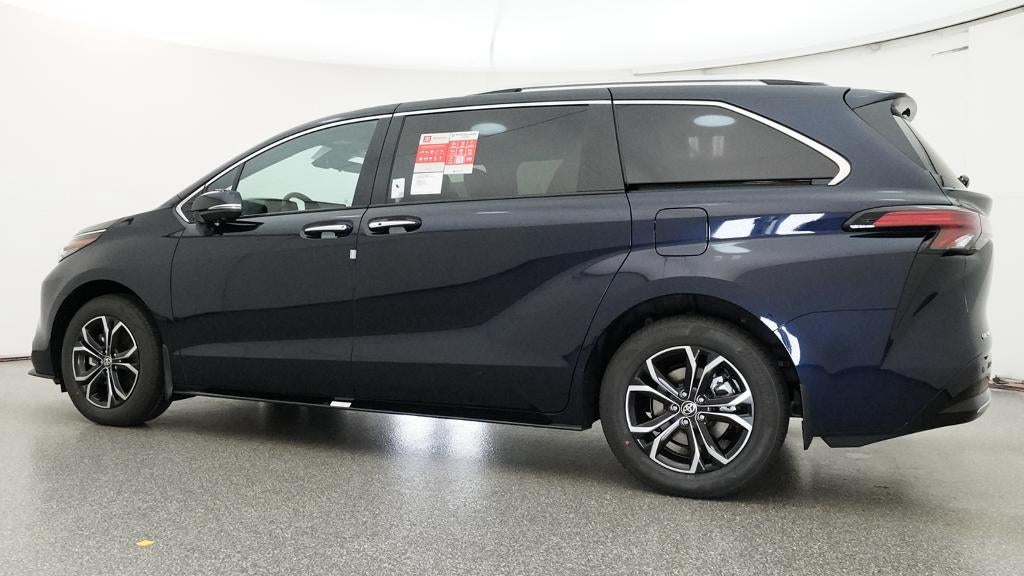 2026 Toyota Sienna Platinum 7 Passenger