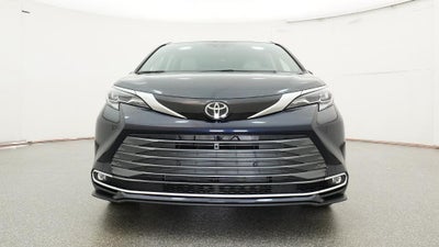 2026 Toyota Sienna Platinum 7 Passenger