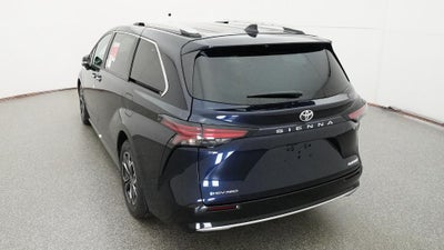 2026 Toyota Sienna Platinum 7 Passenger