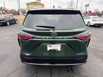 2026 Toyota Sienna Platinum 7 Passenger