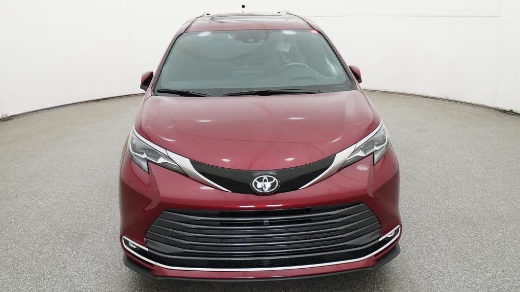2026 Toyota Sienna Platinum 7 Passenger