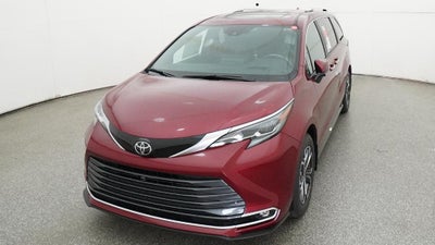 2026 Toyota Sienna Platinum 7 Passenger