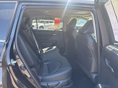 2026 Toyota Highlander Hybrid XLE