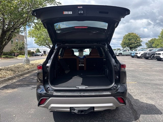 2026 Toyota Highlander Platinum