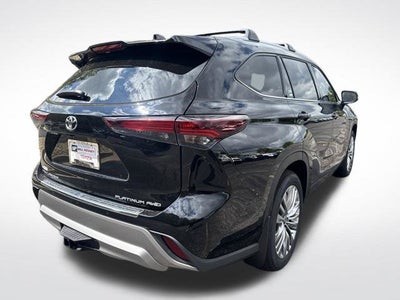 2026 Toyota Highlander Platinum