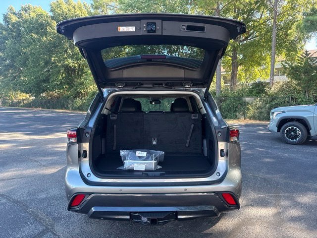 2026 Toyota Highlander Limited
