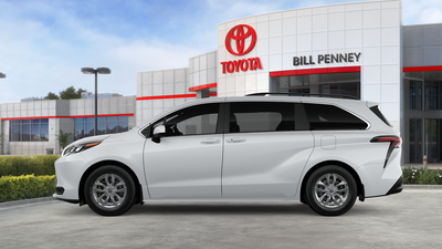 2026 Toyota Sienna LE 8 Passenger