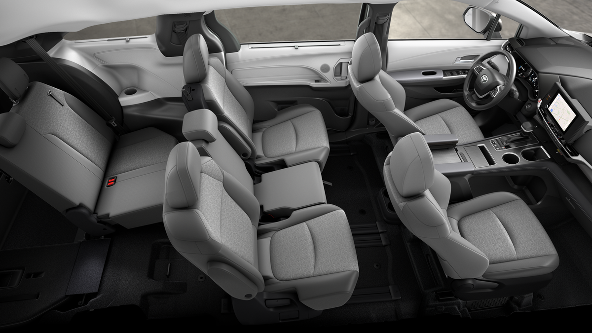 2026 Toyota Sienna LE 8 Passenger
