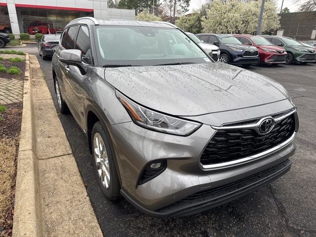 2026 Toyota Highlander Hybrid Limited
