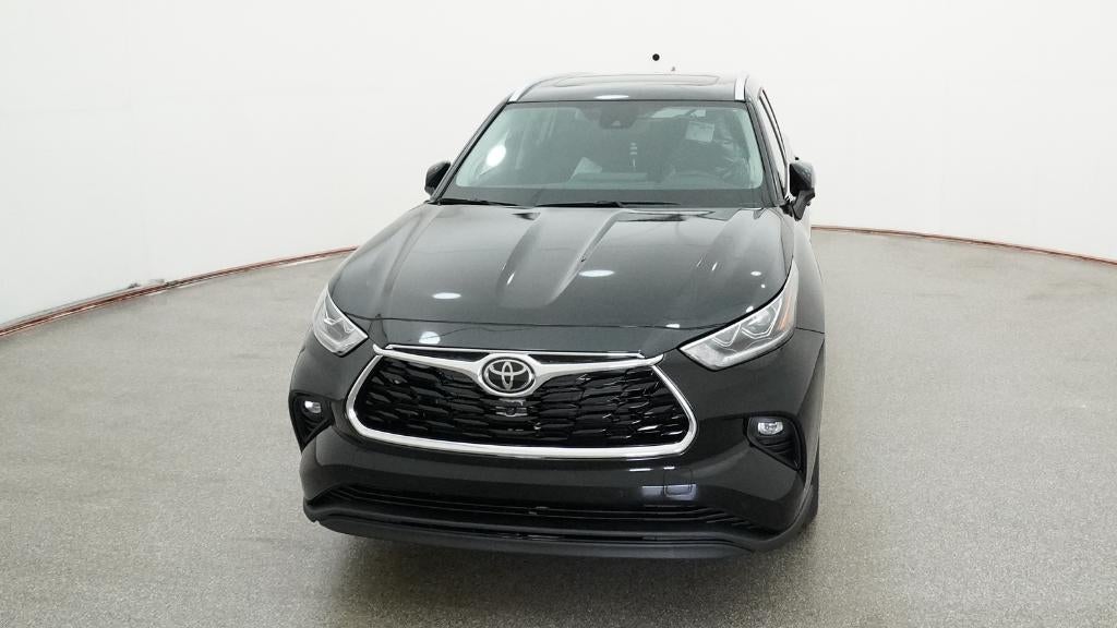 2026 Toyota Highlander Hybrid Limited