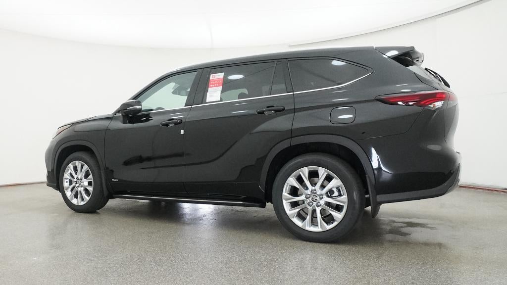 2026 Toyota Highlander Hybrid Limited