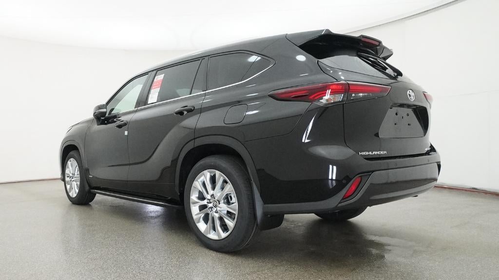 2026 Toyota Highlander Hybrid Limited