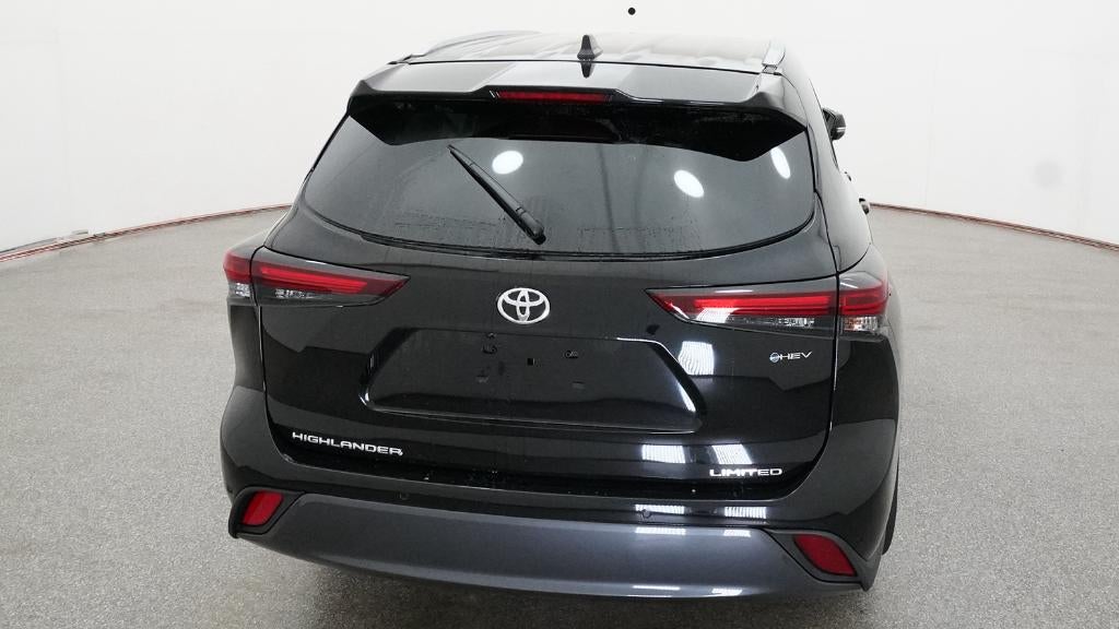 2026 Toyota Highlander Hybrid Limited