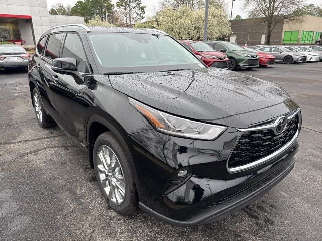 2026 Toyota Highlander Hybrid Limited