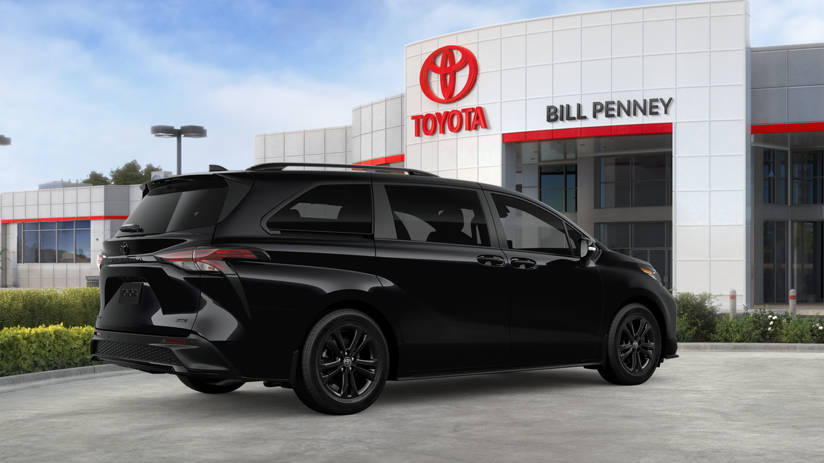2026 Toyota Sienna XSE 7 Passenger