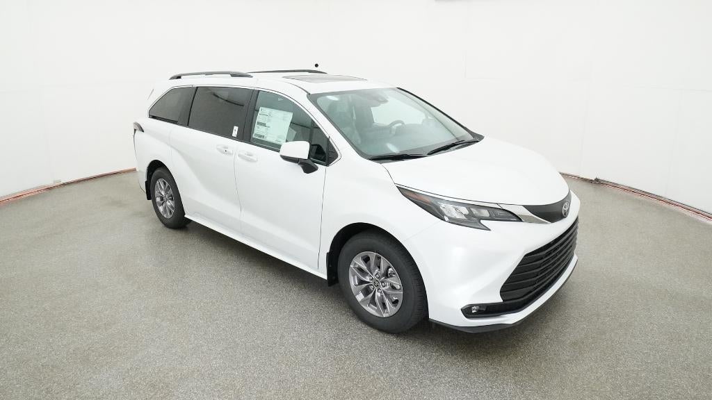 2026 Toyota Sienna XLE 7 Passenger