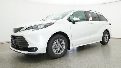 2026 Toyota Sienna XLE 7 Passenger