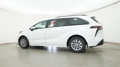 2026 Toyota Sienna XLE 7 Passenger