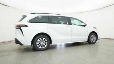 2026 Toyota Sienna XLE 7 Passenger