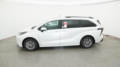 2026 Toyota Sienna XLE 7 Passenger
