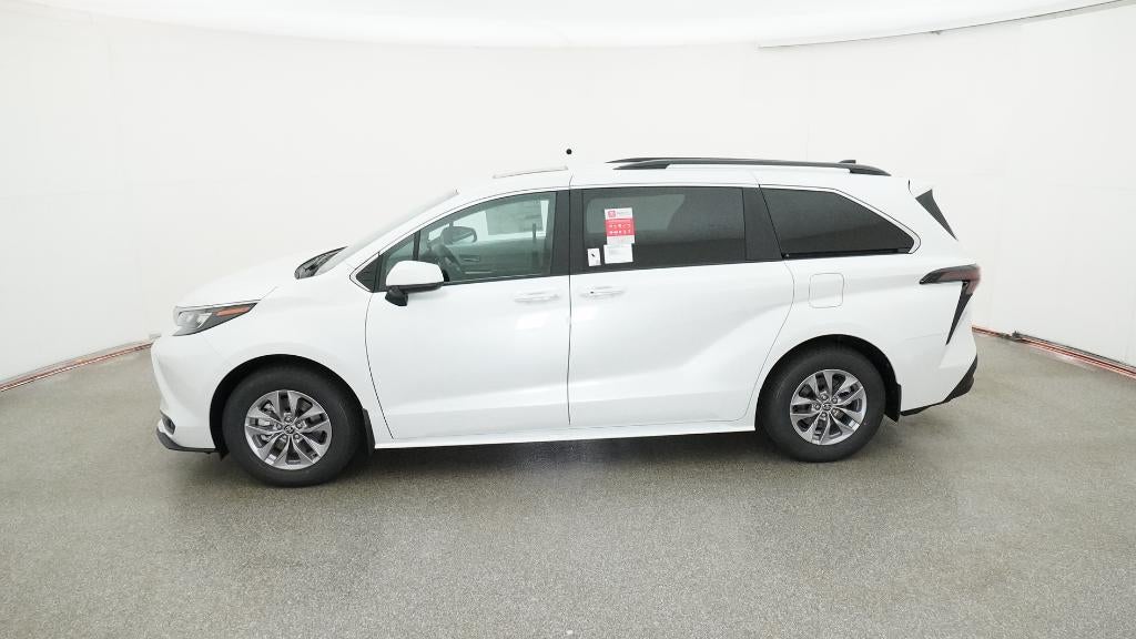 2026 Toyota Sienna XLE 7 Passenger