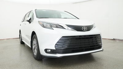 2026 Toyota Sienna XLE 7 Passenger