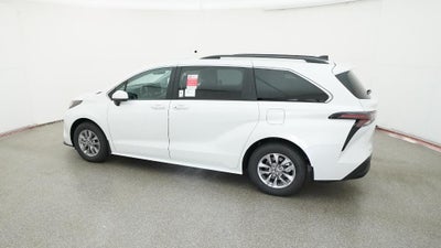 2026 Toyota Sienna XLE 7 Passenger