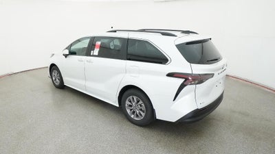 2026 Toyota Sienna XLE 7 Passenger
