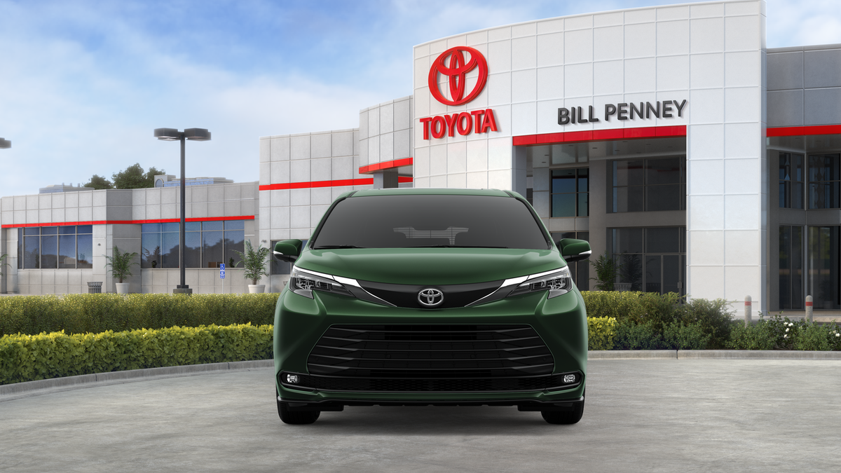 2026 Toyota Sienna XLE 8 Passenger