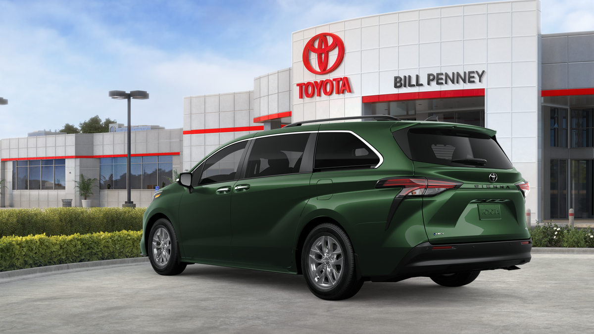 2026 Toyota Sienna XLE 8 Passenger