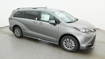2026 Toyota Sienna XLE 8 Passenger