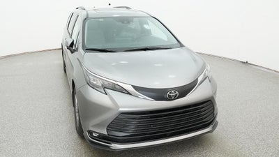 2026 Toyota Sienna XLE 8 Passenger