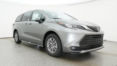 2026 Toyota Sienna XLE 8 Passenger