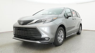 2026 Toyota Sienna XLE 8 Passenger