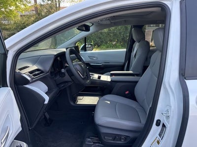 2026 Toyota Sienna XLE 8 Passenger