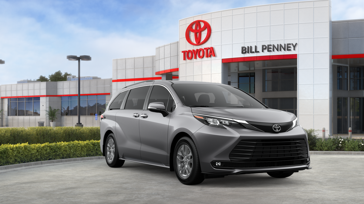 2026 Toyota Sienna XLE 8 Passenger