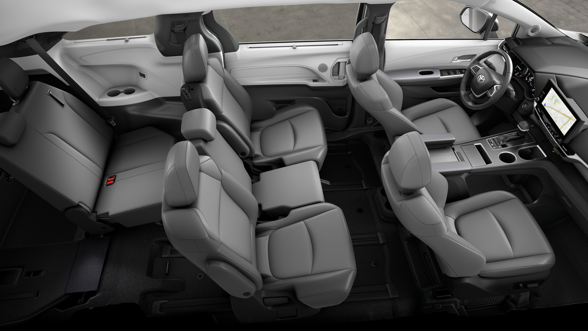 2026 Toyota Sienna XLE 8 Passenger