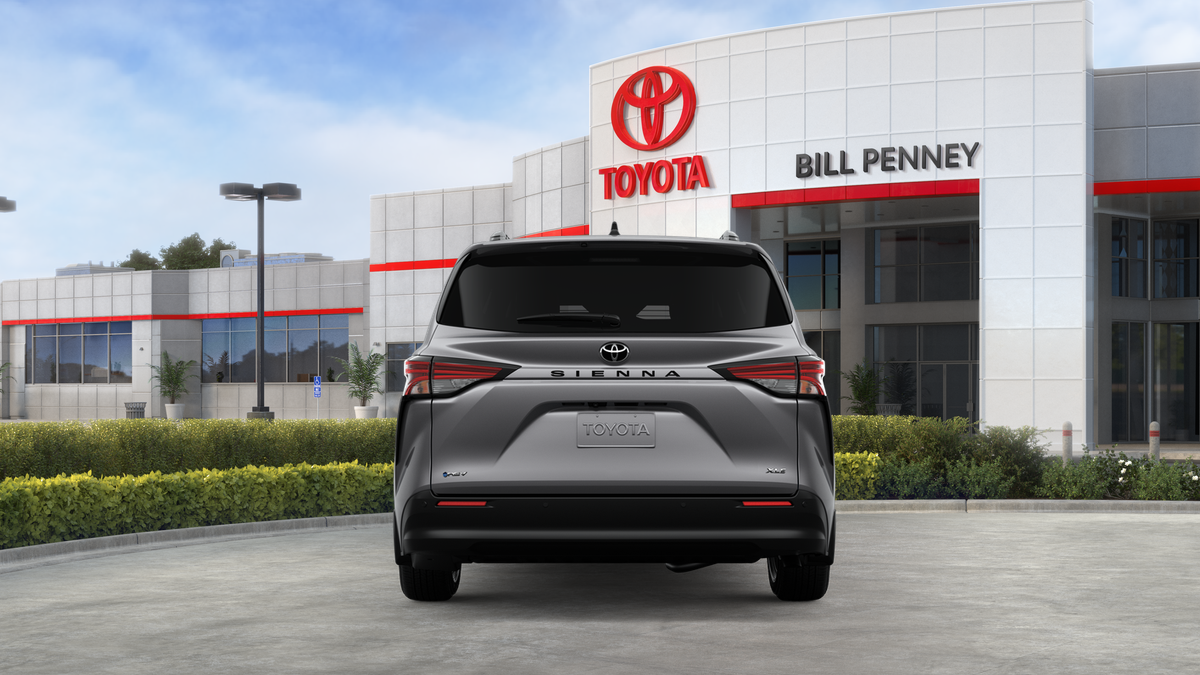2026 Toyota Sienna XLE 8 Passenger