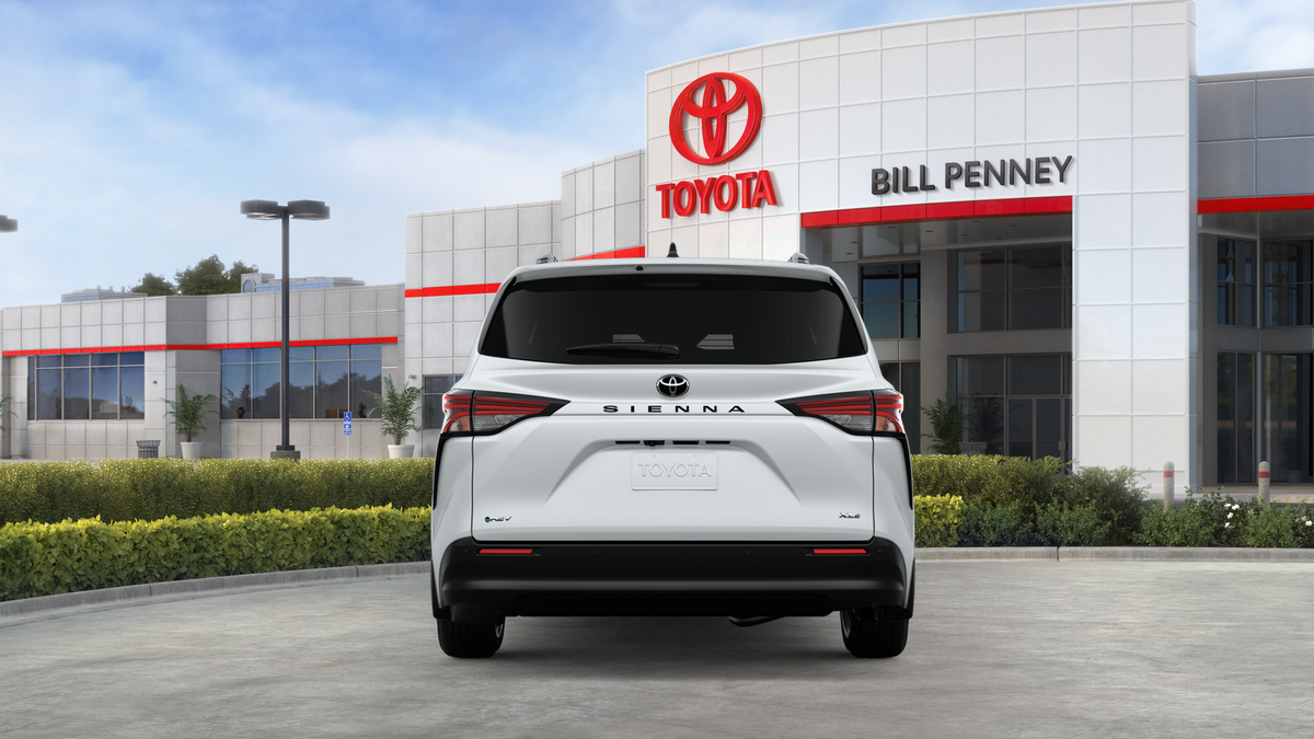 2026 Toyota Sienna XLE 8 Passenger