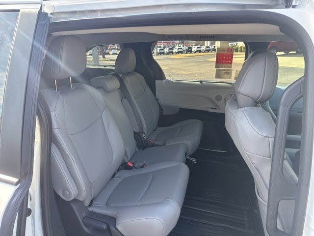 2026 Toyota Sienna XLE 8 Passenger