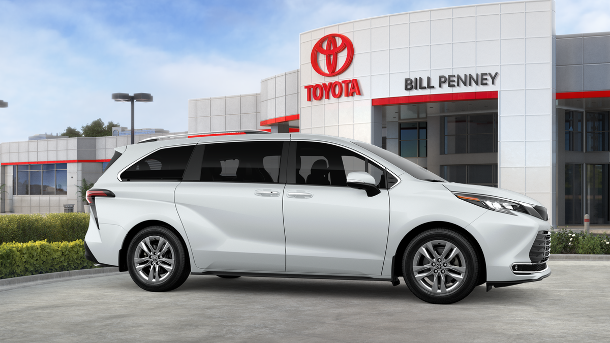 2026 Toyota Sienna Limited 7 Passenger