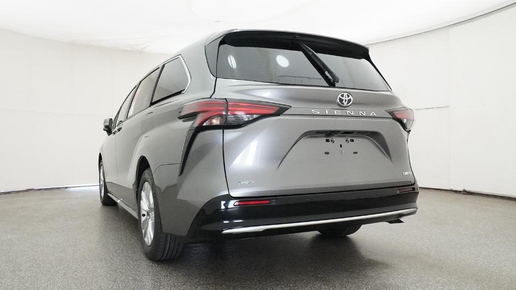 2026 Toyota Sienna Limited 7 Passenger