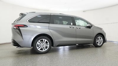 2026 Toyota Sienna Limited 7 Passenger