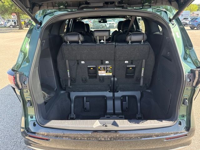 2026 Toyota Sienna Limited 7 Passenger
