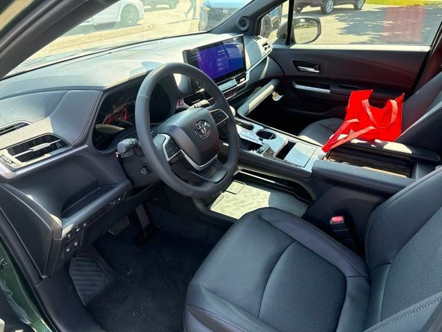 2026 Toyota Sienna Limited 7 Passenger
