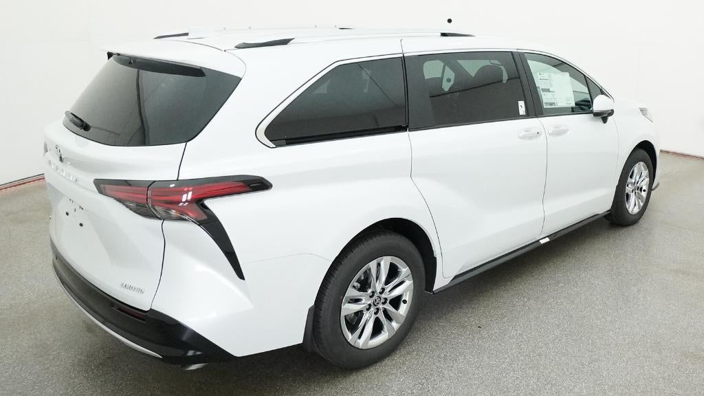 2026 Toyota Sienna Limited 7 Passenger