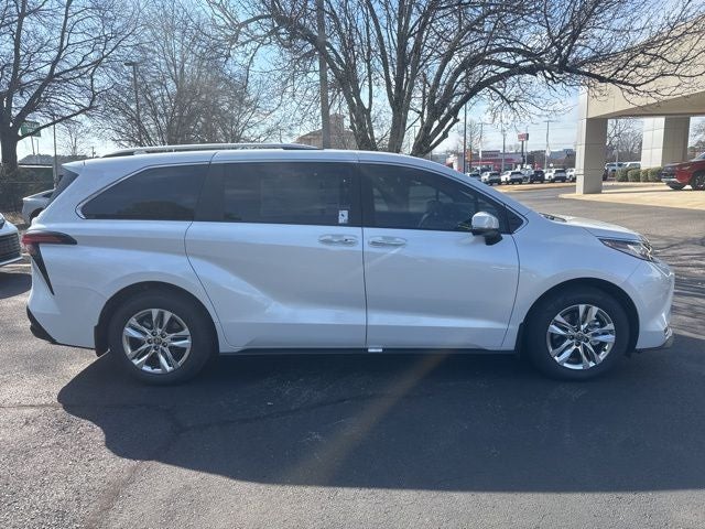2026 Toyota Sienna Limited 7 Passenger